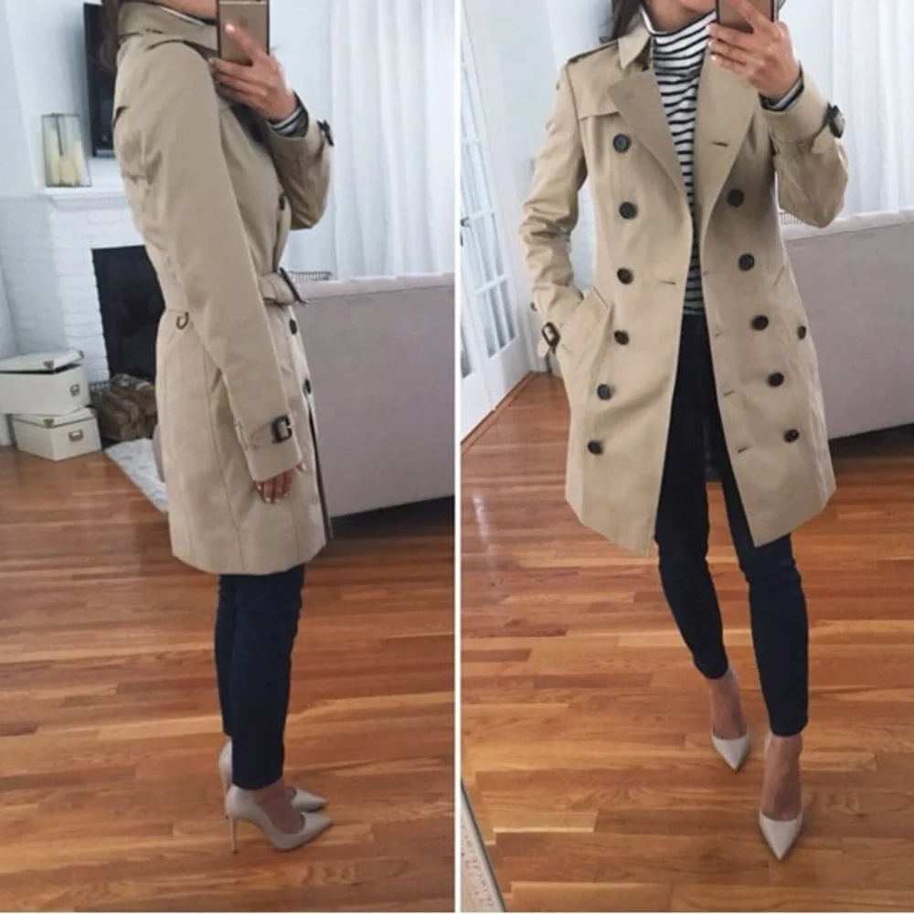 Burberry Beige Double-Breasted Trench Coat with Belt - Picture 6 of 11